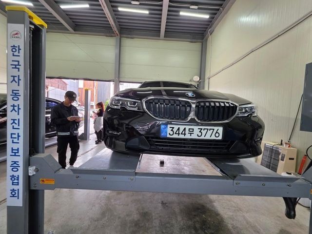BMW 3-Series 2019 — inspection photo 1