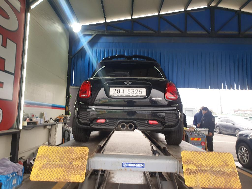 Mini Cooper 2019 — inspection photo 2