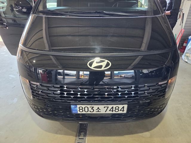 Hyundai Staria 2025 — inspection photo 1