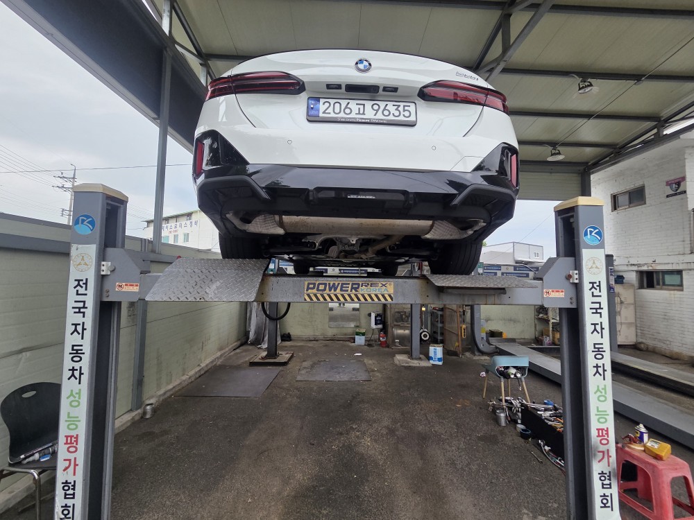 BMW 5-Series 2024 — inspection photo 2