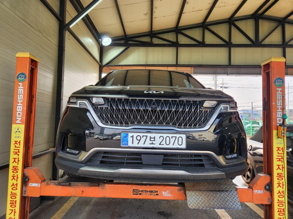 Kia Canival 2023 — inspection photo 1