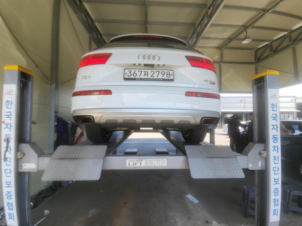 Audi Q7 2019 — inspection photo 2