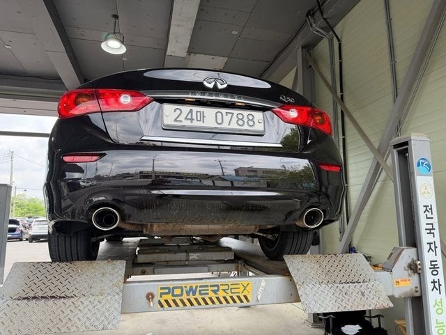 Infiniti Q50 2015 — inspection photo 2