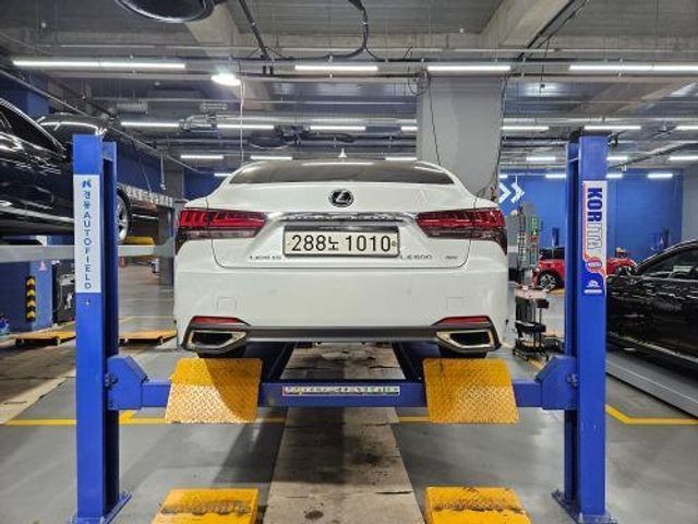 Lexus LS 2022 — inspection photo 2