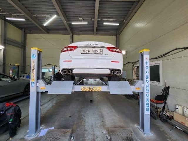 Maserati Quattroporte 2017 — inspection photo 2