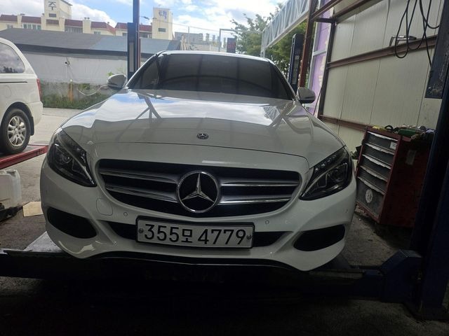 Mercedes-Benz C-Class 2018 — inspection photo 1