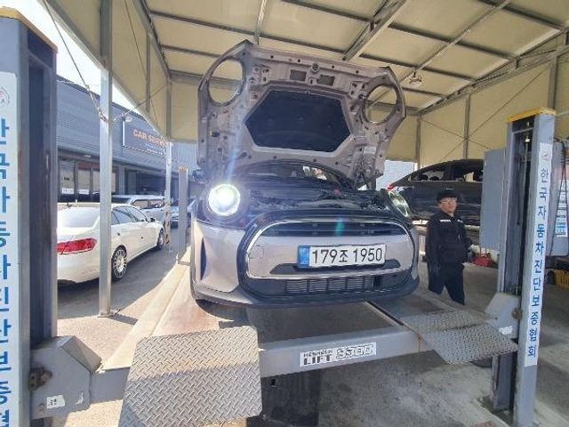 Mini Cooper 2022 — inspection photo 1