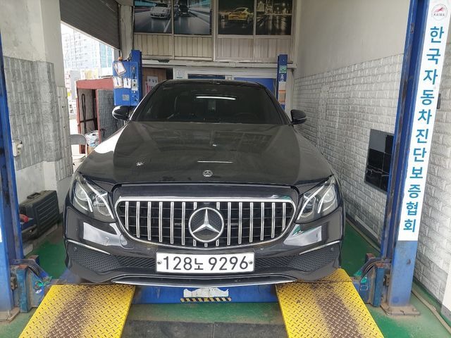 Mercedes-Benz E-Class 2020 — inspection photo 1
