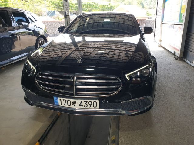 Mercedes-Benz E-Class 2023 — inspection photo 1