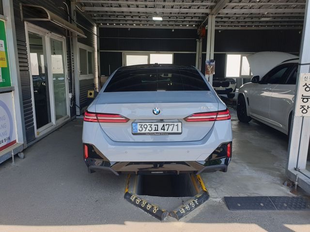 BMW 5-Series 2024 — inspection photo 2