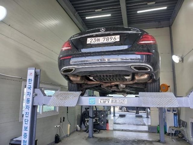 Mercedes-Benz E-Class 2019 — inspection photo 2