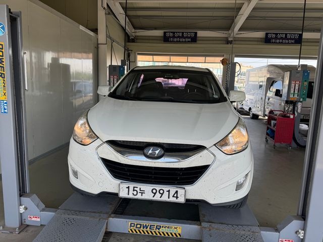 Hyundai Tucson 2011 — inspection photo 1