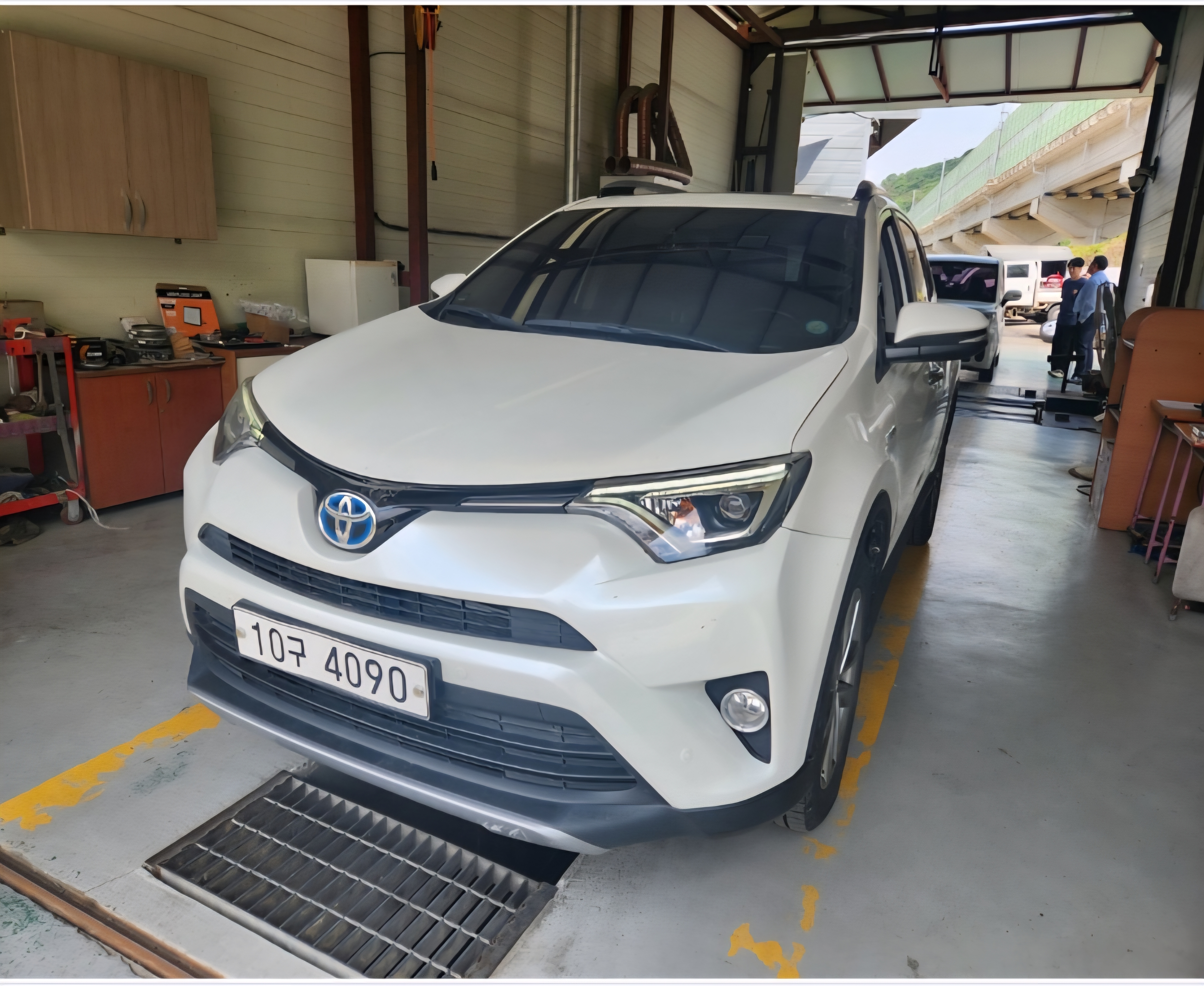 Toyota RAV4 2017 — inspection photo 1