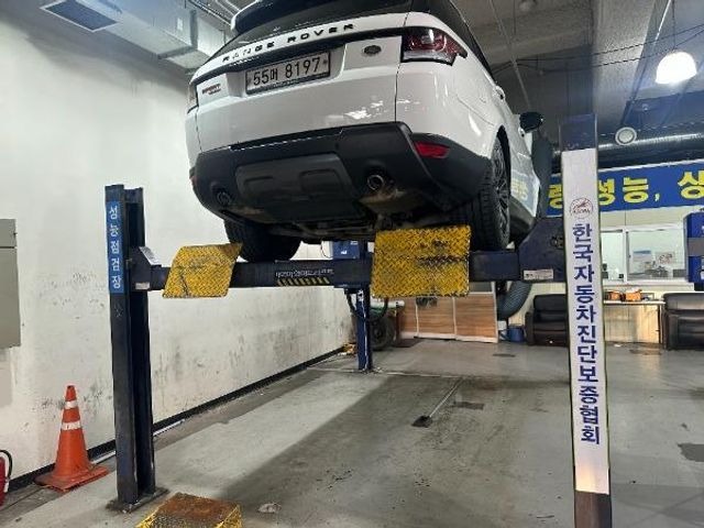 Land Rover Range Rover Sport 2017 — inspection photo 2