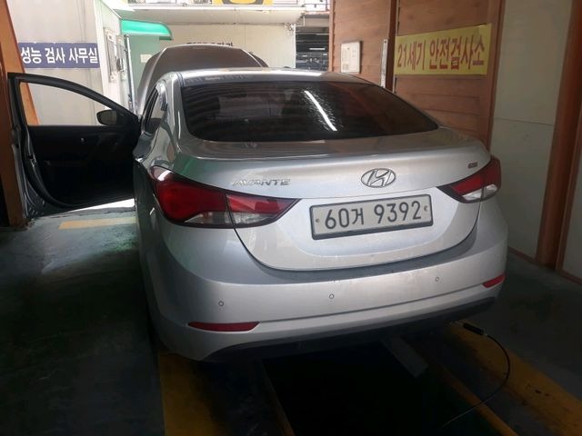 Hyundai AVANTE 2014 — inspection photo 2
