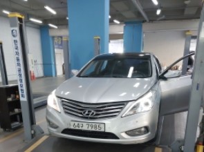Hyundai Grandeur 2012 — inspection photo 1