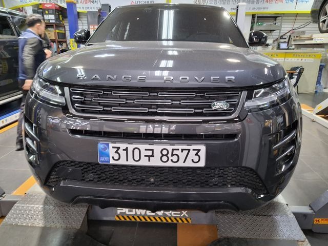 Land Rover Range Rover Evoque 2026 — inspection photo 1