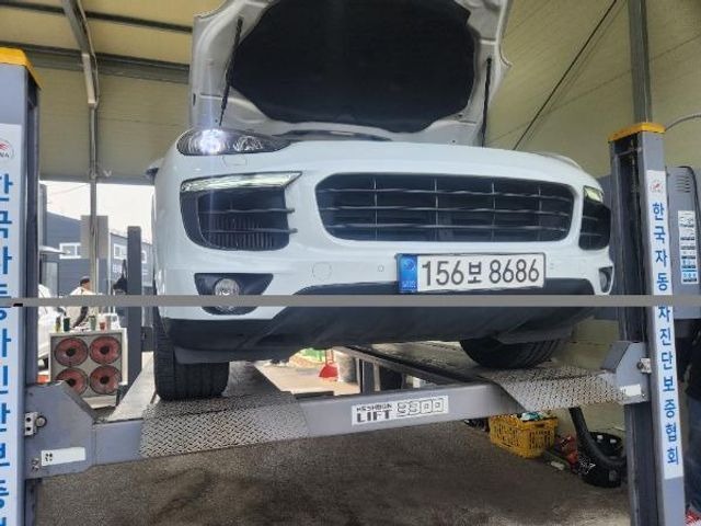 Porsche Cayenne 2017 — inspection photo 1