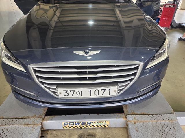 Hyundai Genesis 2015 — inspection photo 1