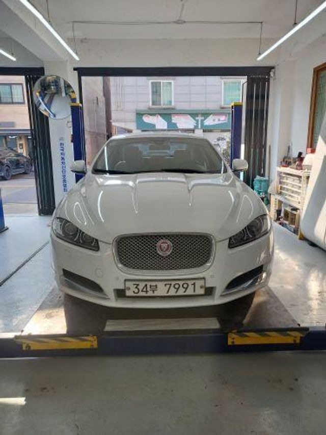 Jaguar XF 2014 — inspection photo 1