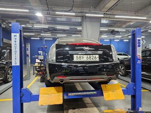 Cadillac CTS 2011 — inspection photo 2