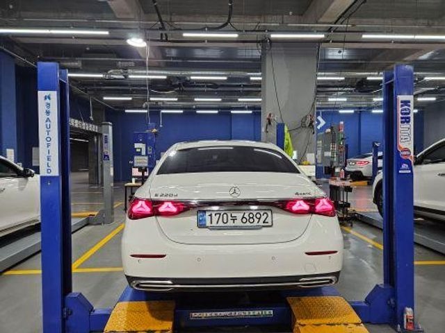 Mercedes-Benz E-Class 2024 — inspection photo 2