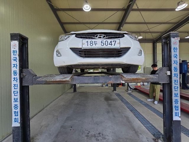 Hyundai AVANTE 2011 — inspection photo 1