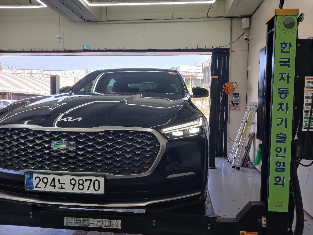 Kia K9 2023 — inspection photo 1