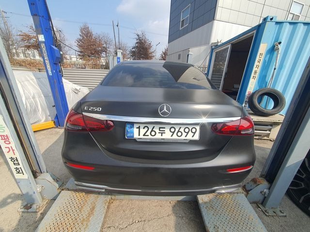 Mercedes-Benz E-Class 2021 — inspection photo 2