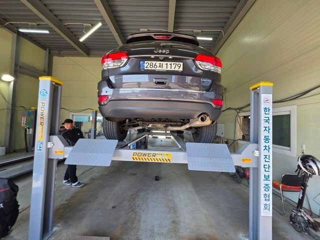 Jeep Cherokee 2021 — inspection photo 2
