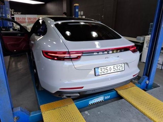 Porsche Panamera 2018 — inspection photo 2