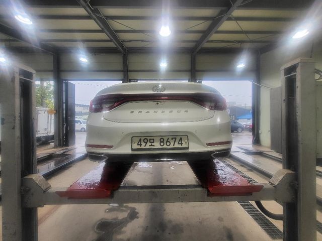Hyundai Grandeur 2017 — inspection photo 2