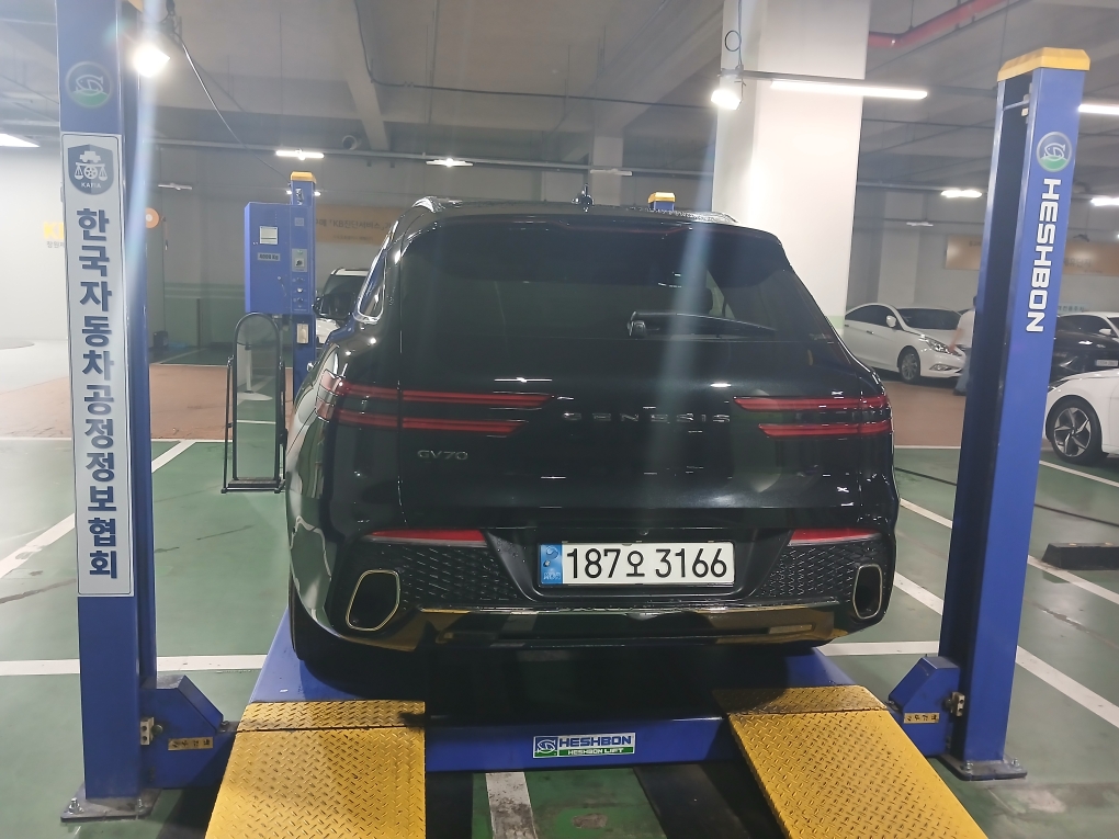 Genesis GV70 2023 — inspection photo 2