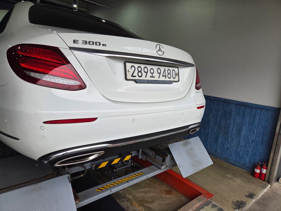 Mercedes-Benz E-Class 2019 — inspection photo 2