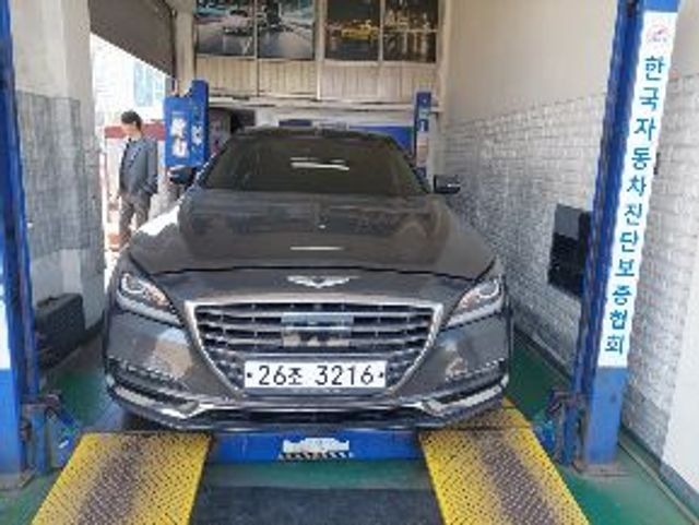 Genesis G80 2018 — inspection photo 1