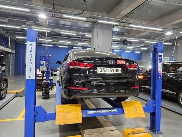 Hyundai AVANTE 2018 — inspection photo 2