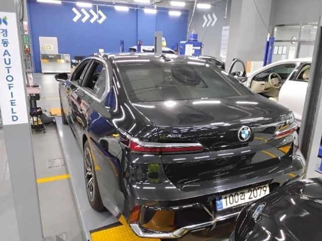 BMW 7-Series 2024 — inspection photo 2