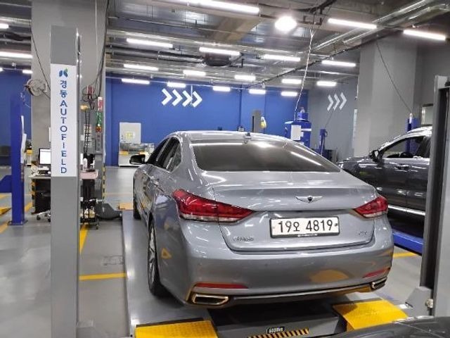 Hyundai Genesis 2014 — inspection photo 2