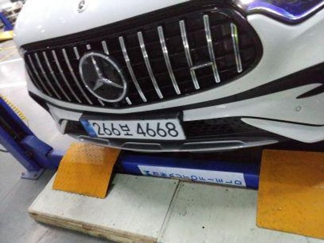 Mercedes-Benz GLC-Class 2026 — inspection photo 1