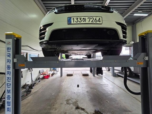 Land Rover Range Rover Velar 2025 — inspection photo 1