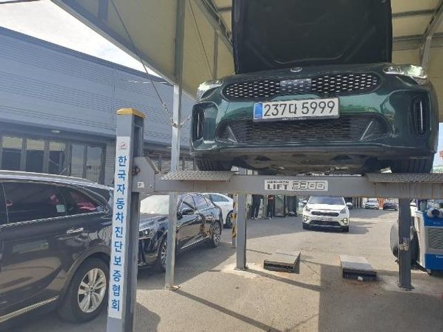 Kia Stinger 2018 — inspection photo 1