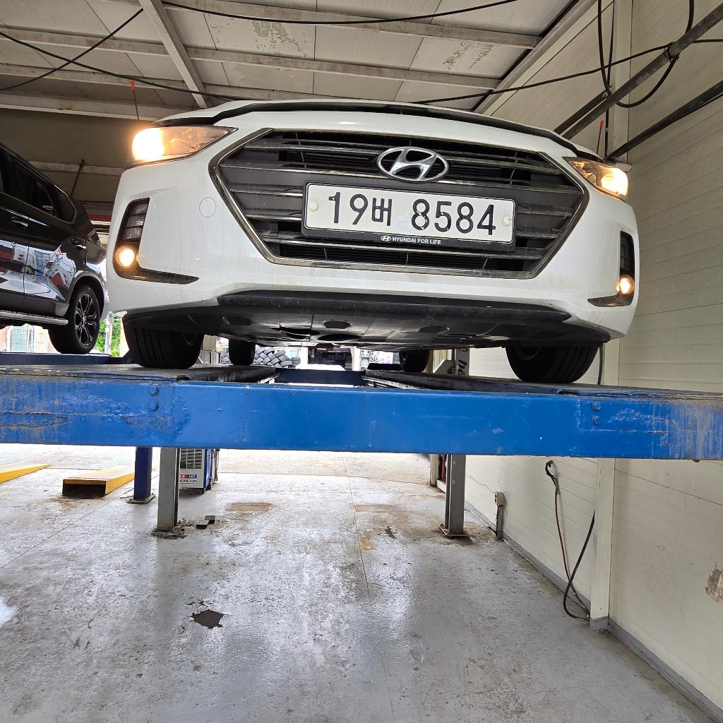 Hyundai AVANTE 2016 — inspection photo 1