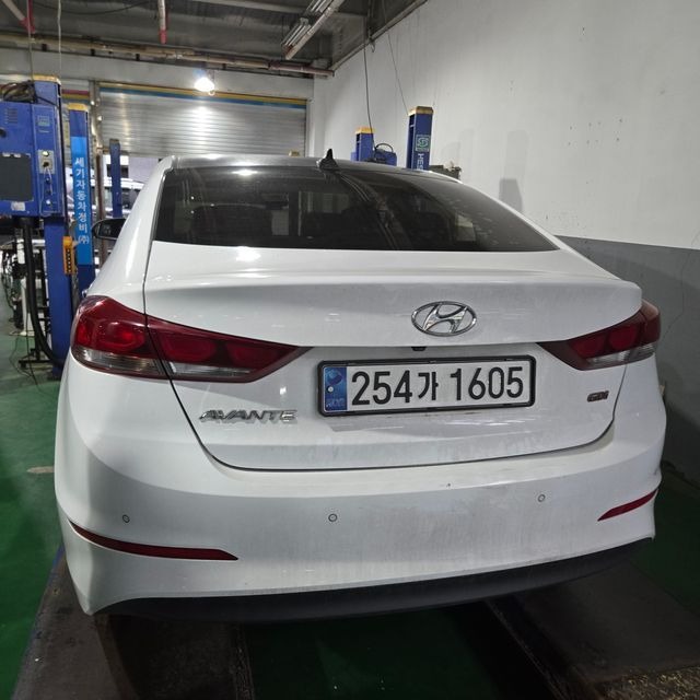 Hyundai AVANTE 2017 — inspection photo 2