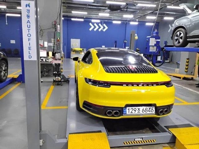 Porsche 911 2020 — inspection photo 2