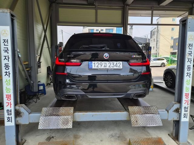 BMW 3-Series 2022 — inspection photo 2