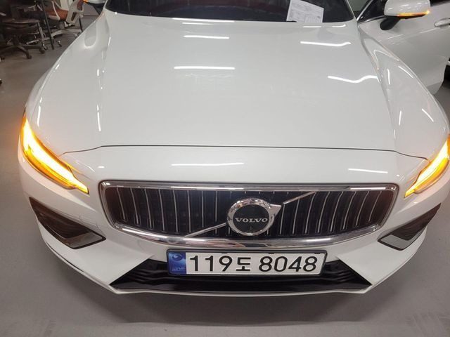 Volvo S60 2023 — inspection photo 1