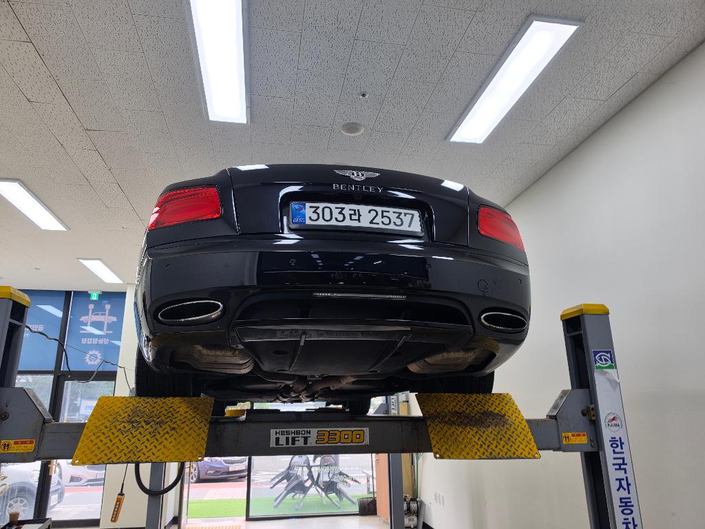 Bentley Flying Spur 2014 — inspection photo 2