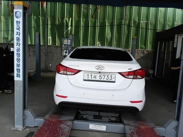 Hyundai AVANTE 2016 — inspection photo 2