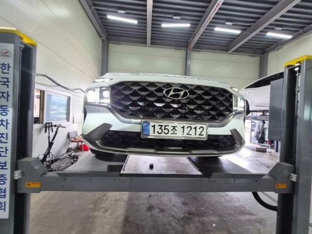 Hyundai Santafe 2022 — inspection photo 1