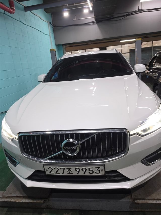 Volvo XC60 2019 — inspection photo 1